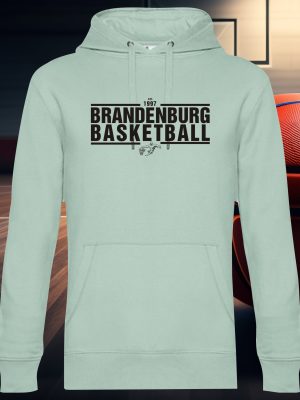 https://sfb-94.de/wp-content/uploads/2026/02/BCWU02K-Basket-Brandenburg-classics-GA008-300x400.jpg